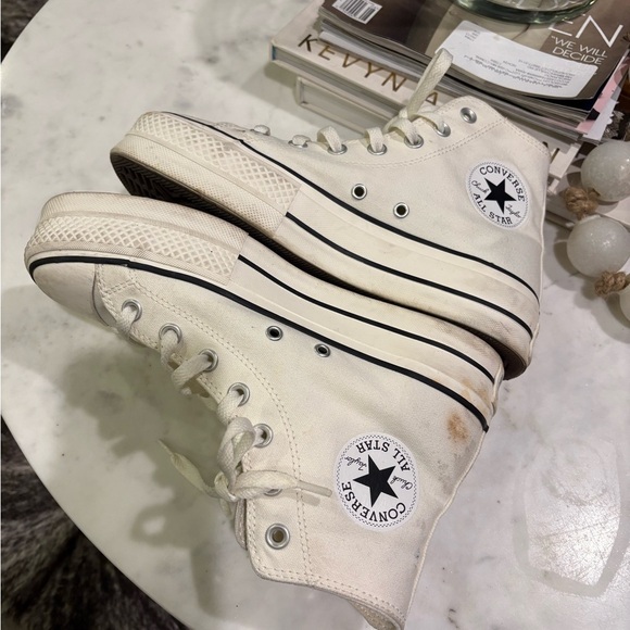 Custom Chuck Taylor All Star Lift Platform Heart Embroidery - Picture 7 of 11